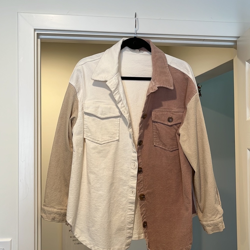 Color block Shacket - Picture 2 of 4